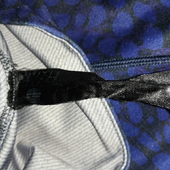 WITH X Peloton Blue Leopard Print Leggings - Picture 12 of 15